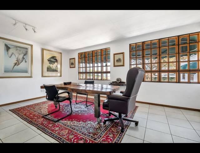 420M² BUSINESS FOR SALE IN PARKTOWN NORTH